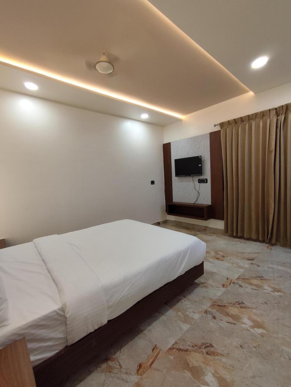 Sree Mahalakshmi Residency By K Hotels Virudunagar المظهر الخارجي الصورة